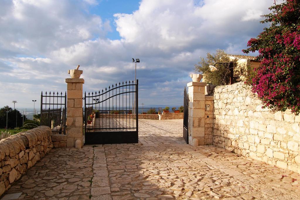 Agriturismo Tenuta Margitello Comiso Exterior foto